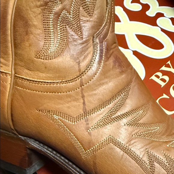 Lucchese 1883 Western Boots in Tan color - Picture 3 of 10